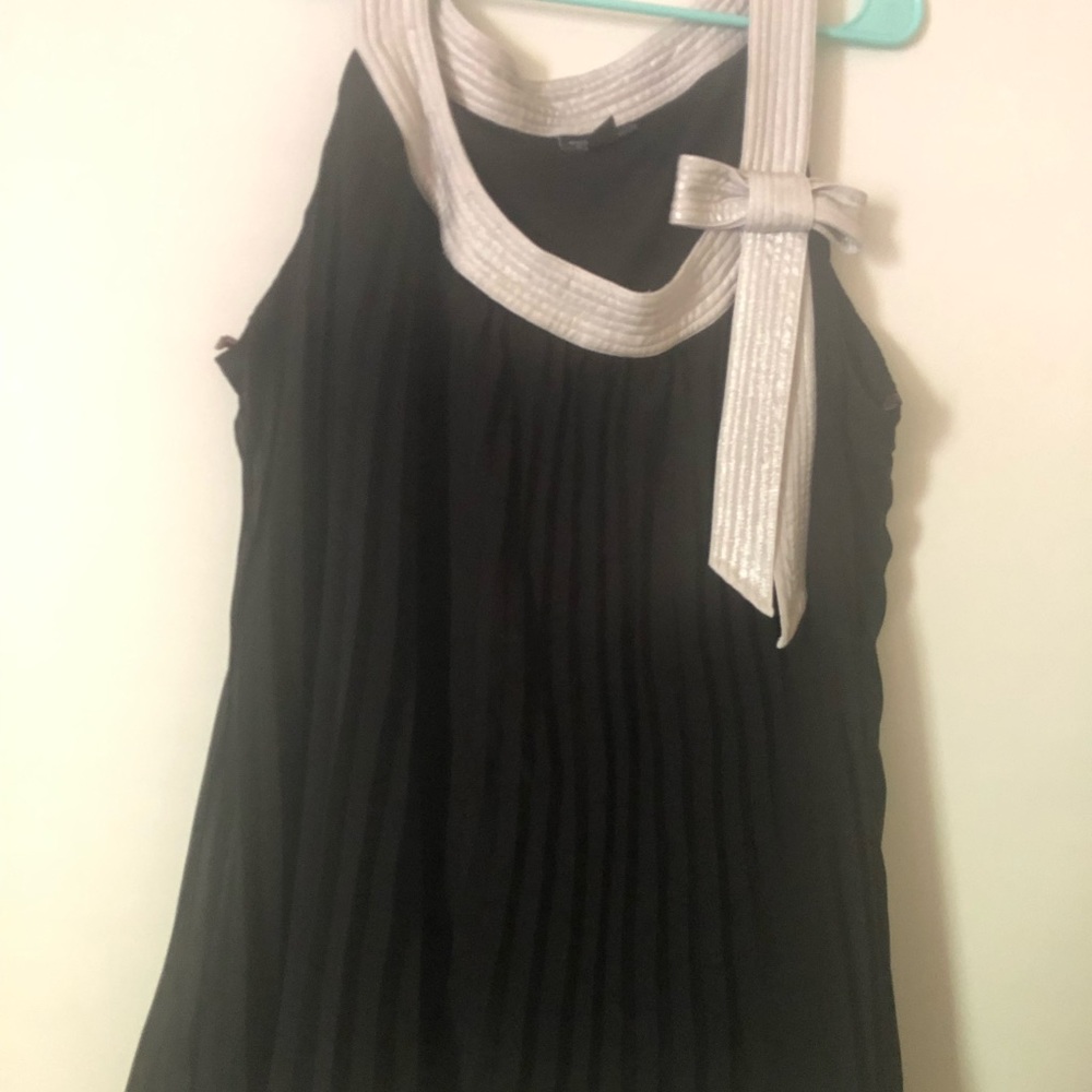 Dressbarn Black Pleated Top